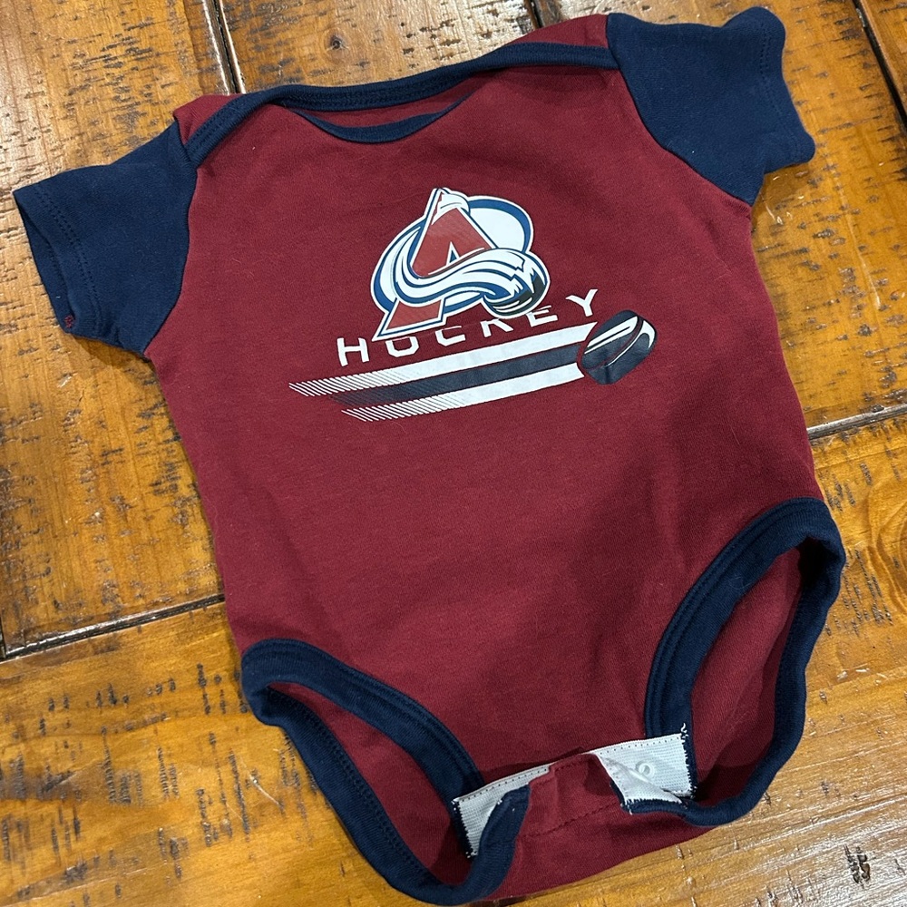 NHL Baby Onesies Pieces - Colorado Avalanche - Picture 5 of 6